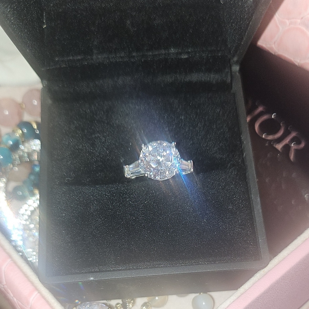 Engagement Ring Stamped .925 Large Stone Heavy Sz 6